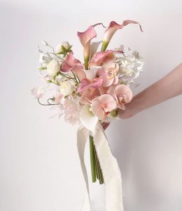 hoa cưới nhập khẩu