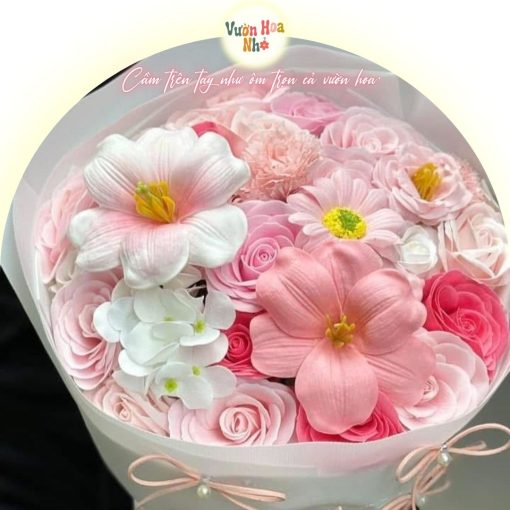 Bó lụa cao cấp tone trắng hồng ngọt ngào