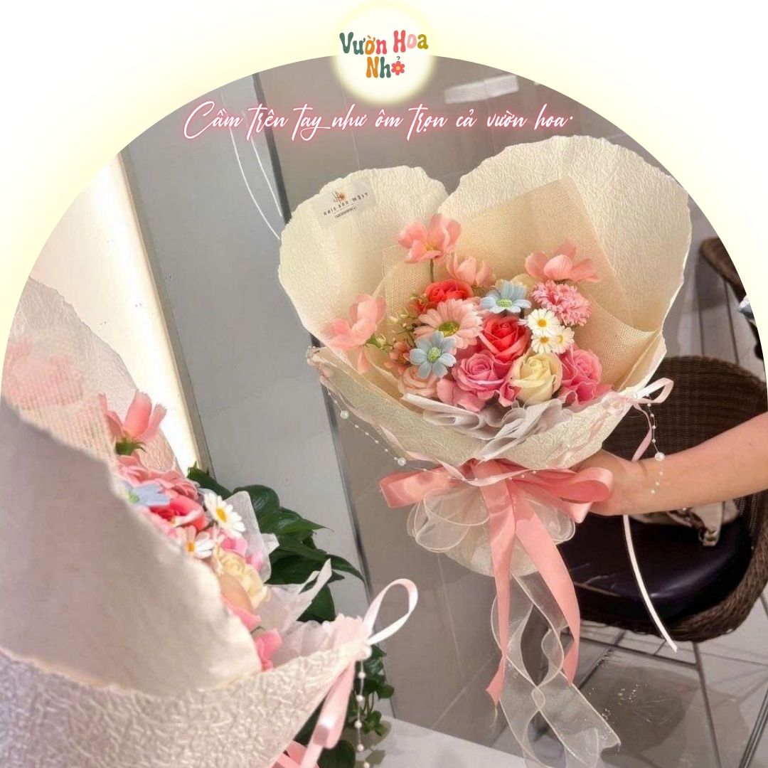 Bó hoa hồng dâu ngọt ngào vườn hoa nhỏ